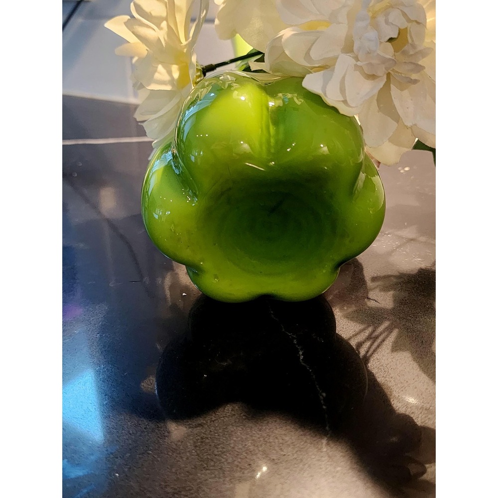 Vintage Lime Green Hand Blown Glass Vase Mid Century Modern Empoli Style 10 inch - Picture 2 of 5